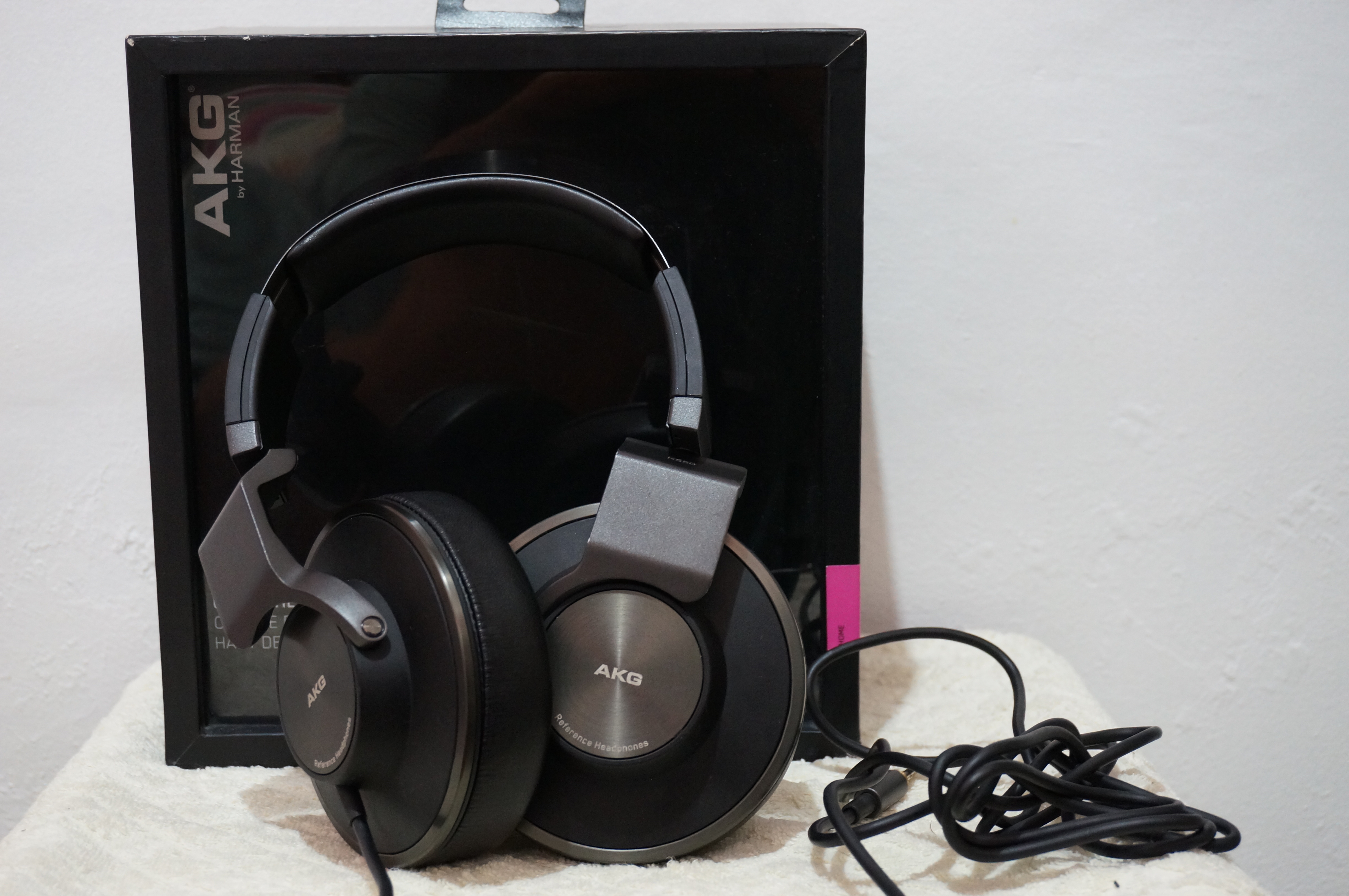 Buy AKG K550 now