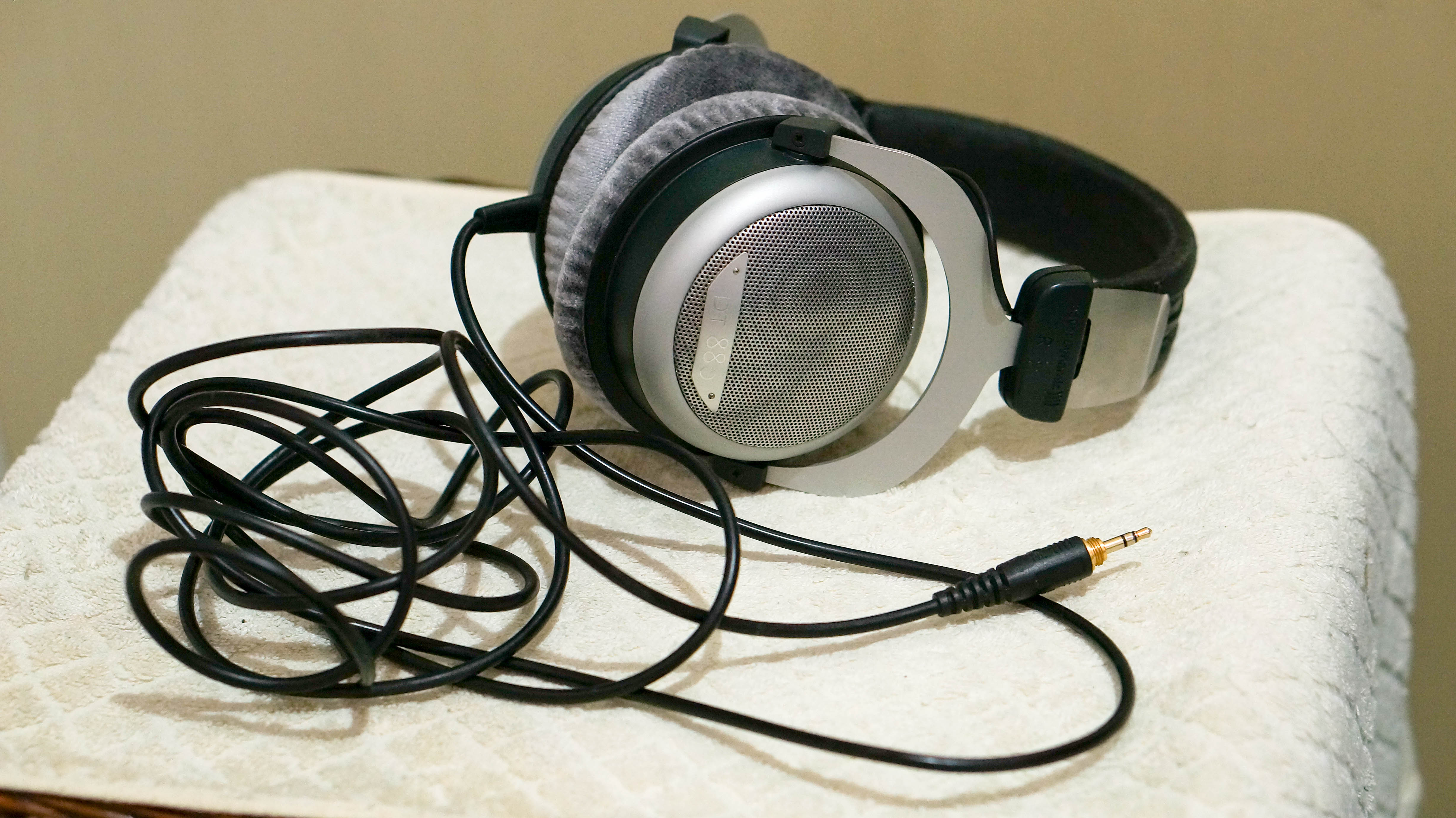 Beyerdynamic DT880 250-ohm