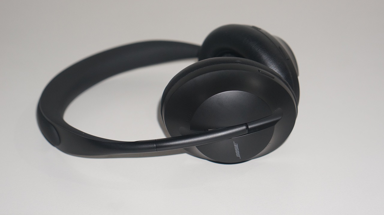 Bose Noise-Cancelling Headphones 700 Review