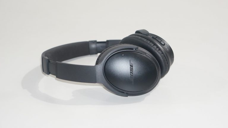 No Longer the King of Noise-Cancelling? Bose QC35ii Review
