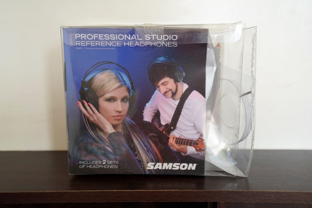 Samson SR850 box