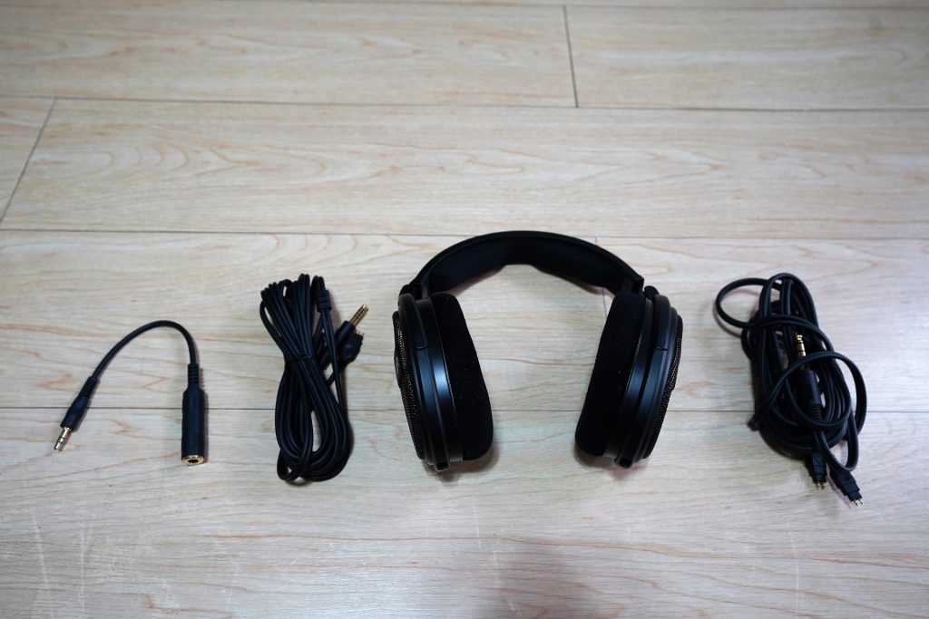 Sennheiser HD660s accessories